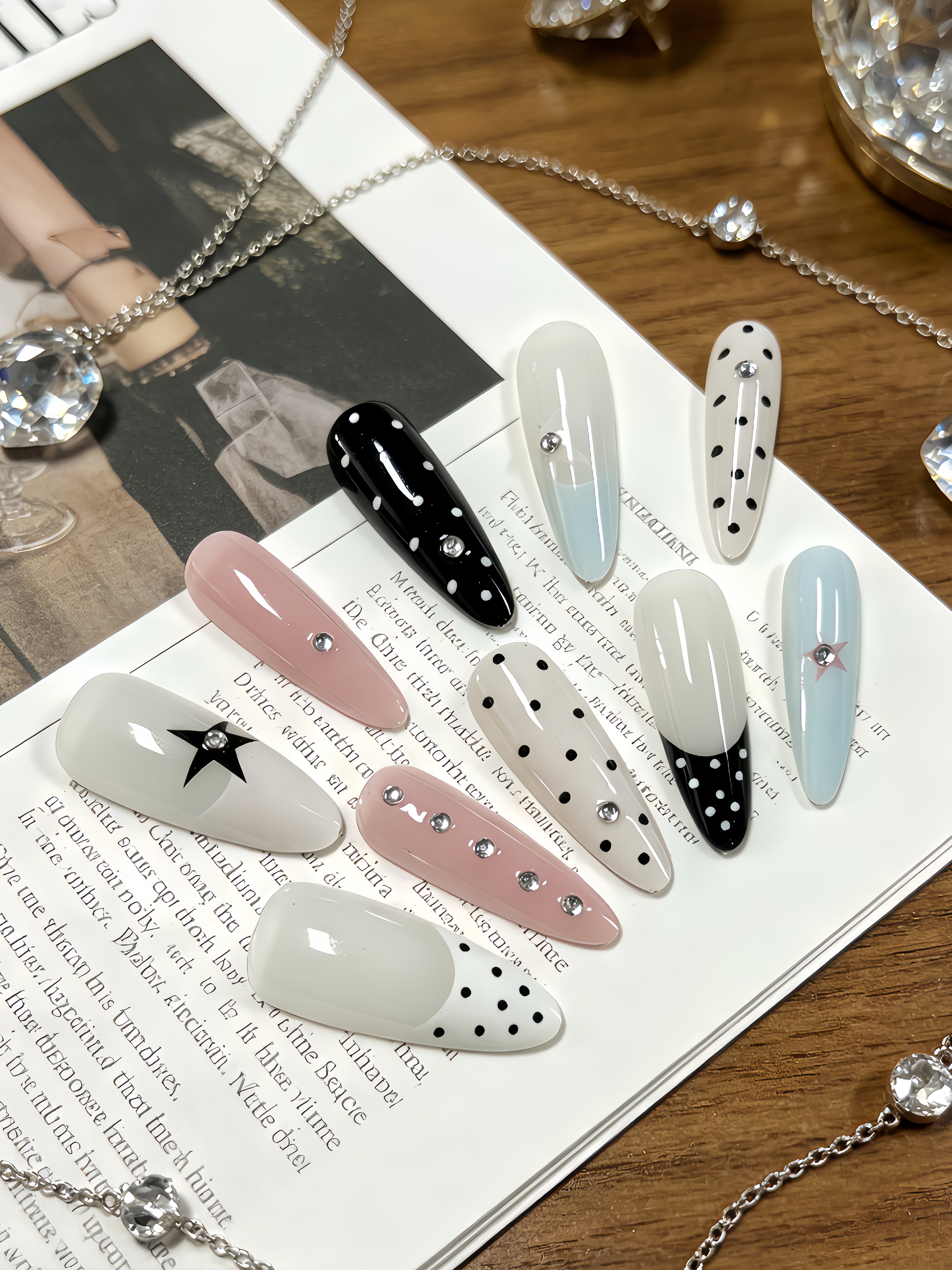 10 Medium-Length Teardrop-Shap - Korean Arts And Lifestyle review and price